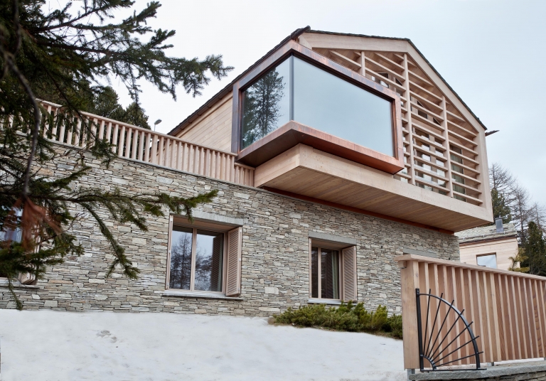 Casa-Bauer_2016-04-09_Aussen-Tag_02_Rizzi_MedRes